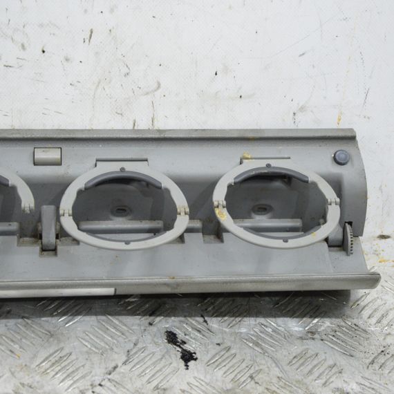 Підсклянник (дефект) Volkswagen Transporter T4 1990-2003 підстаканник Фольксваген Транспортер т4 7D0858601 | Зображення 3