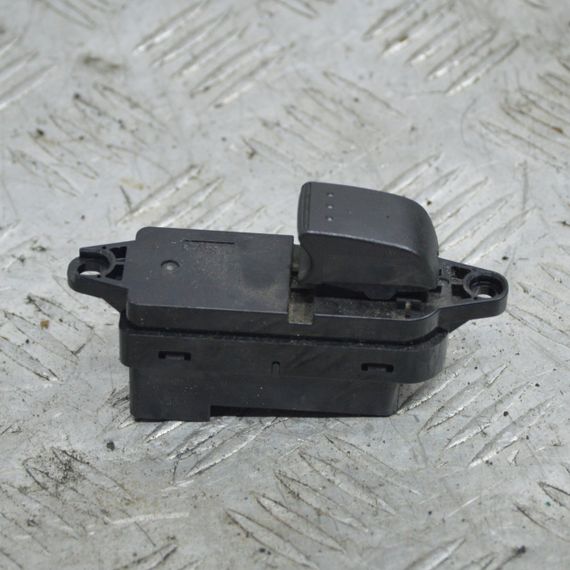 Кнопка склопідйомника Mazda 5 CR 2005-2010 Кнопка склопідйомника дверей Мазда 5 CD8566370 | Зображення 1