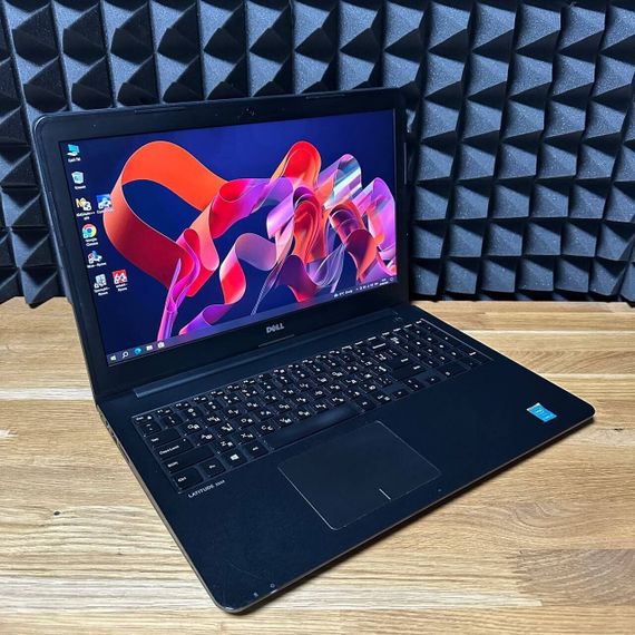 Ноутбук Б-клас Dell Latitude 3550 / 15.6" (1920x1080) TN / Intel Core i5-5200U (2 (4) ядра по 2.2 - 2.7 GHz) / 8 GB DDR3 / 256 GB SSD / nVidia GeForce 830M, 2 GB DDR3, 64-bit / WebCam / Win 10 б/в | Зображення 2