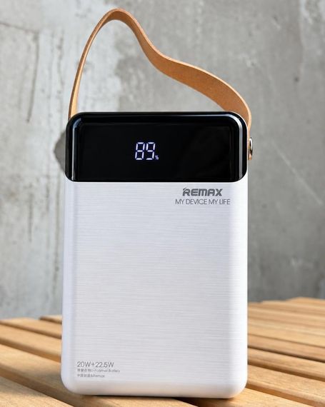 Power bank Remax 80000mAh з ліхтариком потужний зовнішній акумулятор зарядний пристрій для п'яти пристроїв | Зображення 3