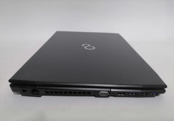 Ноутбук Fujitsu LifeBook A544 / 15.6" (1366x768) TN / Intel Core i3-4005U (2 (4) ядра по 1.7 GHz) / 4 GB DDR3 / 500 GB HDD / Intel HD Graphics 4600 / WebCam / DVD-ROM б/в | Зображення 4