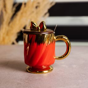 Новогодняя фарфоровая чашка "Золотой Вихрь" 450 мл с крышкой и ложкой Yiwu FM-23C