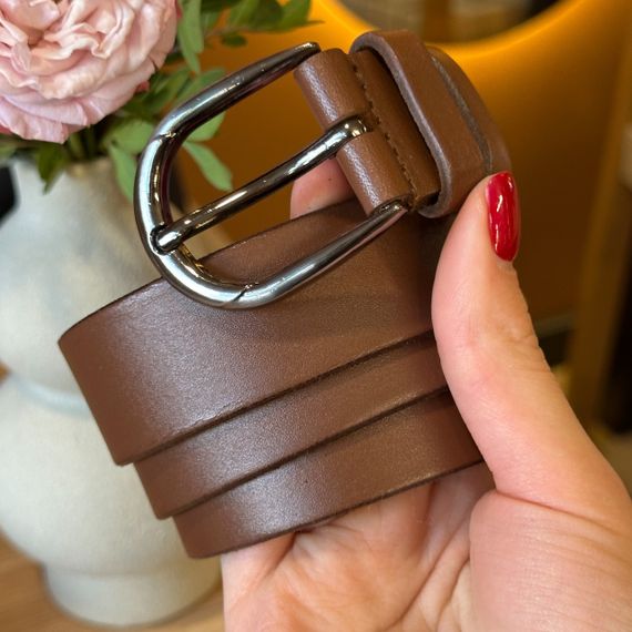 Кожаный женский ремень в коричневом цвете 6081