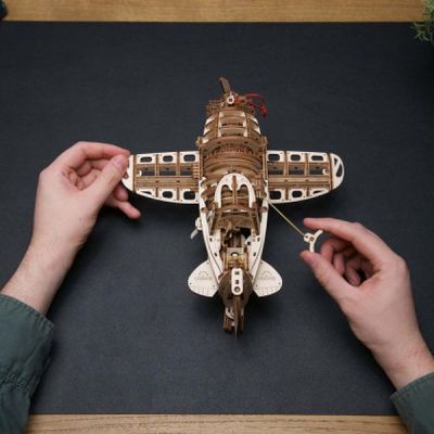 Конструктор Ugears Самолет Бешеный Шершень (6337396) | Зображення 8