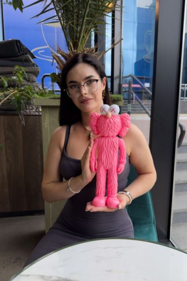 Статуетка Kaws BFF Pink колекційна фігурка для інтер'єру 30 см рожевий kw020 | Зображення 2