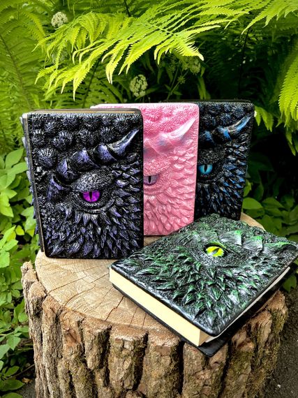 Блокнот “Драконів Око” — фентезійний записник A5 із 3D обкладинкою (7 кольорів) | Зображення 1