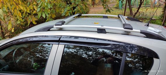 Поперечний багажник на звичайні рейлінги під ключ (2 шт) Чорний для Opel Astra H 2004-2013рр