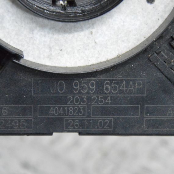 Шлейф Airbag Volkswagen Passat B5 Golf IV кільце подушки безпеки Фольксваген Гольф 4 Пассат Б5 1J0959654AP | Зображення 4