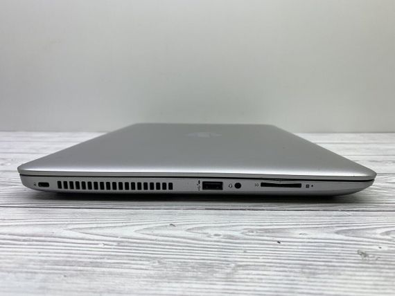 Ноутбук Б-клас HP ProBook 440 G4 / 14" (1920x1080) TN / Intel Core i7-7500U (2 (4) ядра по 2.7 - 3.5 GHz) / 8 GB DDR4 / 120 GB SSD / nVidia GeForce 930MX, 2 GB GDDR3, 64-bit / WebCam б/в | Зображення 5