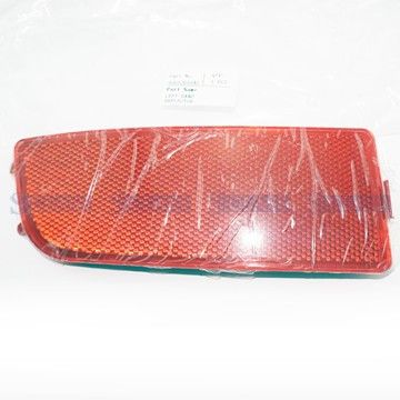 Светоотражатель заднего бампера левый Mercedes Benz Sprinter W906 06-18/ VW Crafter 06-16, Wender Parts, M 906 826 0040,