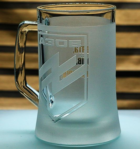 Подарочный бокал для пива  с гравировкой 670 мл лого шеврона12 бригада специального назначения «Азов» | Зображення 2