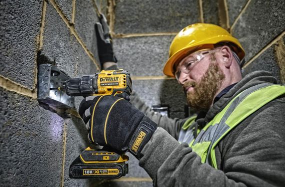 Дрель-шуруповерт аккумуляторная бесщёточная 65 Нм DeWALT DCD708N | Зображення 2