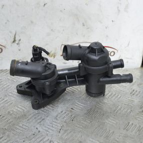 Корпус термостата 1.4 TSI Volkswagen Golf Plus V 2003-2014 Корпус термостата Фольксваген Гольф 5 03C121026R