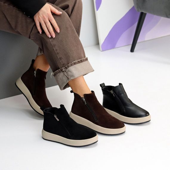 Лаконічні чорні замшеві зимові черевики на дві блискавки | Зображення 9