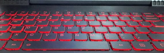 Игровой ноутбук Lenovo Legion Y520 / 15.6" (1920x1080) IPS / Intel Core i7-7700HQ (4 (8) ядра по 2.8 - 3.8 GHz) / 16 GB DDR4 / 256 GB SSD / nVidia GeForce GTX 1060 Max-Q, 6 GB GDDR5, 192-bit / WebCam б/у | Зображення 8