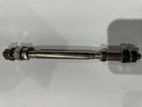 Ось колеса   заднего велосипедная   OEM
