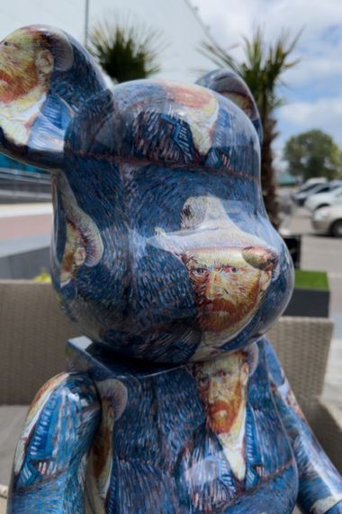 Фигурка Bearbrick Van Gogh Museum дизайнерська статуетка ведмідь Беарбрік 70 см mb042 синя | Зображення 2