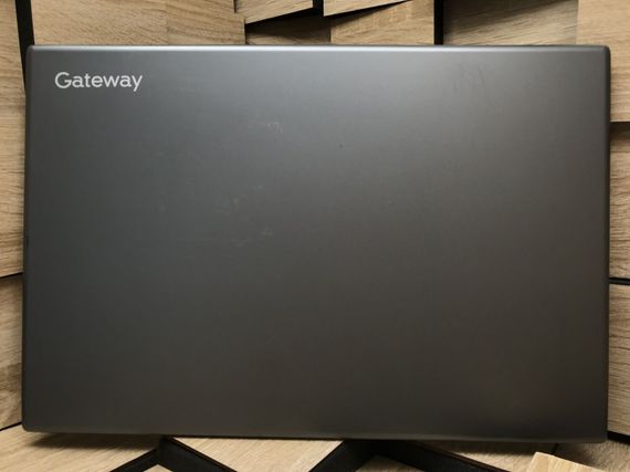 Ультрабук Gatewey GWNR 71539-BK / 15.6" (1920x1080) IPS / AMD Ryzen 7 3700U (4 (8) ядра по 2.3 - 4.0 GHz) / 16 GB DDR4 / 256 GB SSD / AMD Radeon RX Vega 10 Graphics / WebCam б/у | Зображення 6