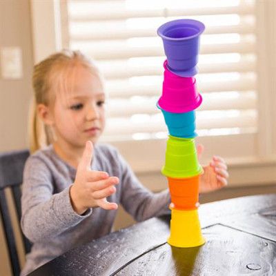 Развивающая игрушка Fat Brain Toys тактильная Мягкие чашки Suction Kupz 6 шт (F183ML) | Зображення 5