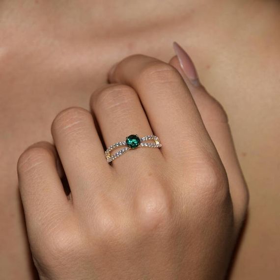 Кольцо из желтого золота с фианитами 16.5 | Зображення 5