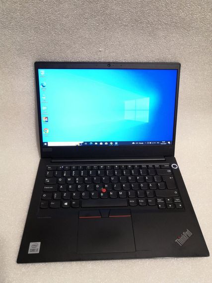 Ультрабук Б-класс Lenovo ThinkPad E14 G1 / 14'' IPS / Core i3-10110U (2(4) ядра по 2.1-4.2GHz) / 8GB DDR4 / 256GB SSD / UHD Graphics / WebCam / HDMI б/у | Зображення 3