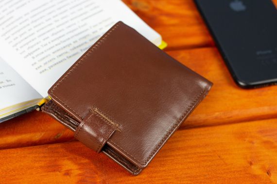 Стильне шкіряне чоловіче портмоне ST Leather В103 Коричневий | Зображення 7