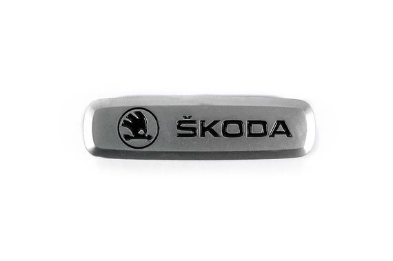 Шильдик алюмінієвий для килимків (1шт) для Тюнінг Skoda | Зображення 1