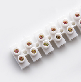 Клемна колодка 6 мм2 6 А APRO