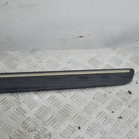 Накладка передніх правих дверей Mercedes-Benz W245 W169 Молдинг дверей правий Мерседес в245 в169 A1696983662 | Зображення 3