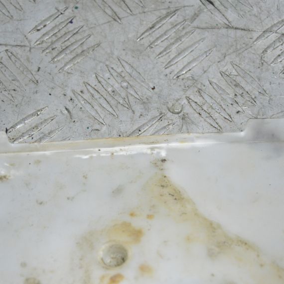 Поддон АКБ Nissan Navara Pathfinder 2005-2014 Полка аккумулятора Ниссан Навара Патфайндер 24429EB000 | Зображення 2