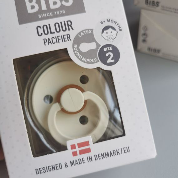 Соска пустушка Bibs Colour round Ivory 6-18 міс | Зображення 1
