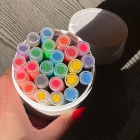 Маркеры акварельные 24шт с печаткой в белом ведре Water color pen 638-24