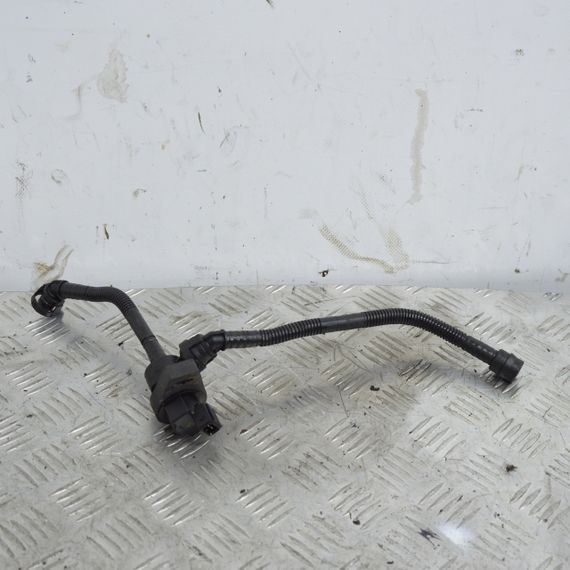 Клапан вентиляції паливного бака BMW E90 E91 Зворотний клапан БМВ е90 е91 7512581