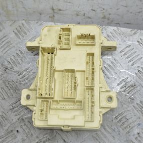 Блок запобіжників 1.6 CRDI Hyundai i30 2007-2012 Модуль комфорту Хюндай ай30 919501H510