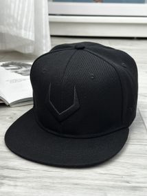 Кепка снепбек (Snapback) Valourian (Доблесний) 56-61р Чорний (9043)