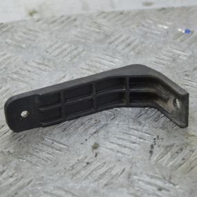 Кронштейн підсилювача заднього бампера Hyundai i30 2007-2012 Кріплення заднього бампера Хюндай ай30 866362L000