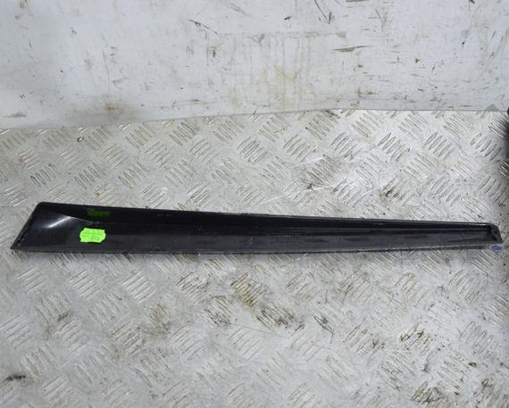 Молдинг багажника задній правий Citroen C4 Picasso 2006-2013 Накладка багажника права Сітроен ц4 Пікассо 9680414180 | Зображення 3