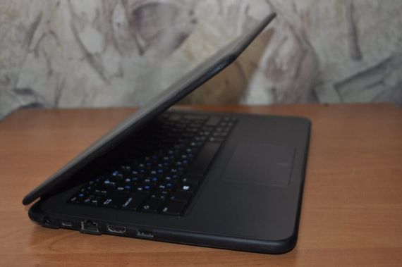 Ноутбук Б-класс Dell Latitude 3310 / 13.3" (1920x1080) TN / Intel Core i3-8145U (2 (4) ядра по 2.1 - 3.9 GHz) / 8 GB DDR4 / 240 GB SSD M.2 / Intel UHD Graphics / WebCam / Windows 11 Pro Education б/у | Зображення 8