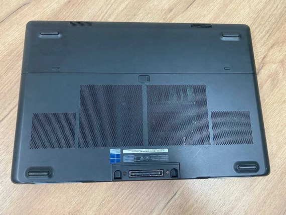 Ноутбук Dell Precision 7710 17.3"FHD/IPS/i7 6820HQ/8/SSD512/Quadro M3000M-4Gb | Зображення 4