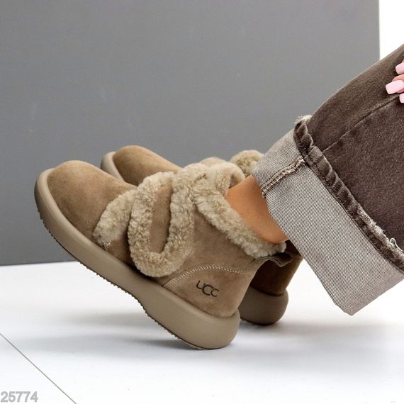 Зручні теплі замшеві зимові бежеві черевики на липучці | Зображення 4