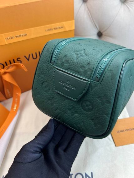 Несесер Louis Vuitton Dopp Kit Taurillon Monogram косметичка зелена c870 | Зображення 7