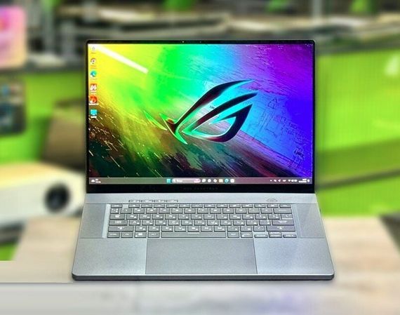 Игровой ноутбук Asus ROG Zephyrus G16 GU605M / 16" (2560x1600) OLED / Intel Core Ultra 9 185H (16 (22) ядер по 2.3 - 5.1 GHz) / 16 GB DDR5 / 2000 GB SSD M.2 / nVidia GeForce RTX 4070, 8 GB GDDR6, 128-bit / WebCam / Win 11 Home б/у | Зображення 1