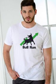 Футболка чоловіча із принтом "Bull Run" біла