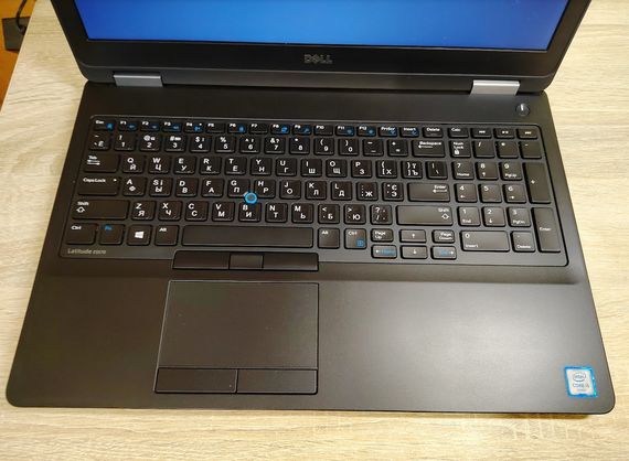 Ноутбук DELL LATITUDE E5570  I5-6200U + 8 ddr4 + ssd 256  + 15.6 FHD | Зображення 1