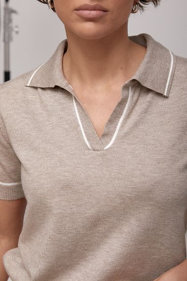В'язана футболка-поло з манжетами - кавовий цвет, ONE SIZE (є розміри) | Зображення 3