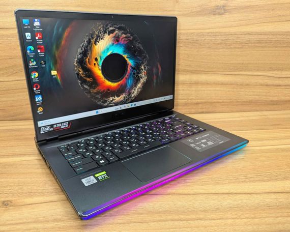 Ігровий ноутбук Б-клас MSI GE66 Raider 10SFS / 15.6" (1920x1080) IPS / Intel Core i7-10750H (6 (12) ядер по 2.6 - 5.0 GHz) / 32 GB DDR4 / 1000 GB SSD / nVidia GeForce RTX 2070 Super, 8 GB GDDR6, 256-bit / WebCam / Windows 11 б/в +Подарунок Миша / USB | Зображення 4