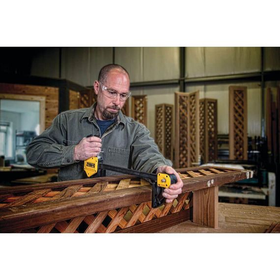Струбцина XL триггерная с максимальным усилием сжатия 270 кг DeWALT DWHT0-83186 | Зображення 2