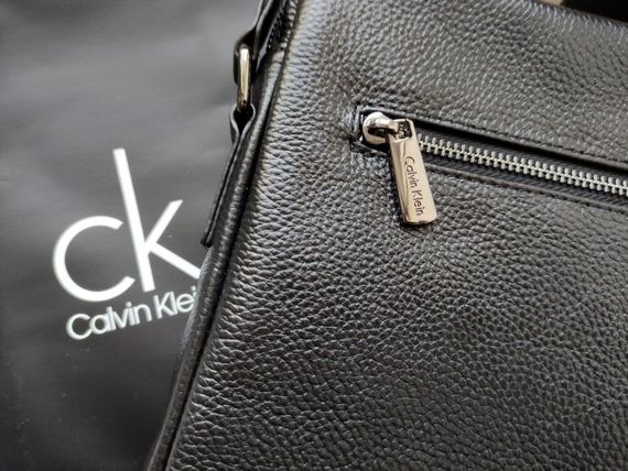 Стильний шкіряний набір Calvin Klein black, сумка месенджер гаманець та ремінь | Зображення 5