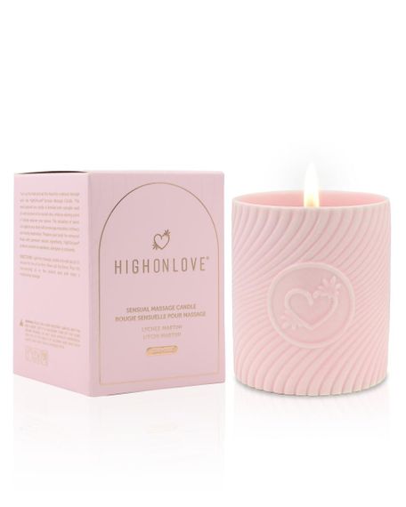 Масажна свічка з ароматом лічі та мартіні Sensual Massage Candle Lychee Martini, 250 мл HighOnLove (Канада) sexstyle | Зображення 1