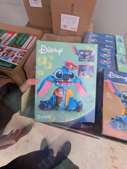 Конструктор Стич Stitch, 744 детали,в коробке р.30x23x8см | Зображення 7